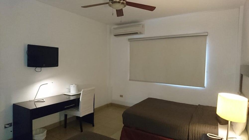 Hotel Brandts Los Robles De San Juan Managua Luaran gambar